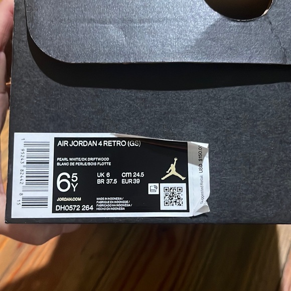 Air Jordan 4 Retro - Picture 3 of 5